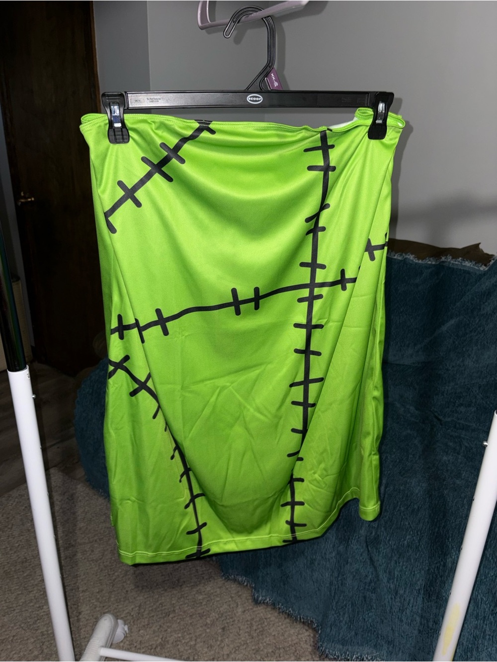 Frankenstein body con strapless dress